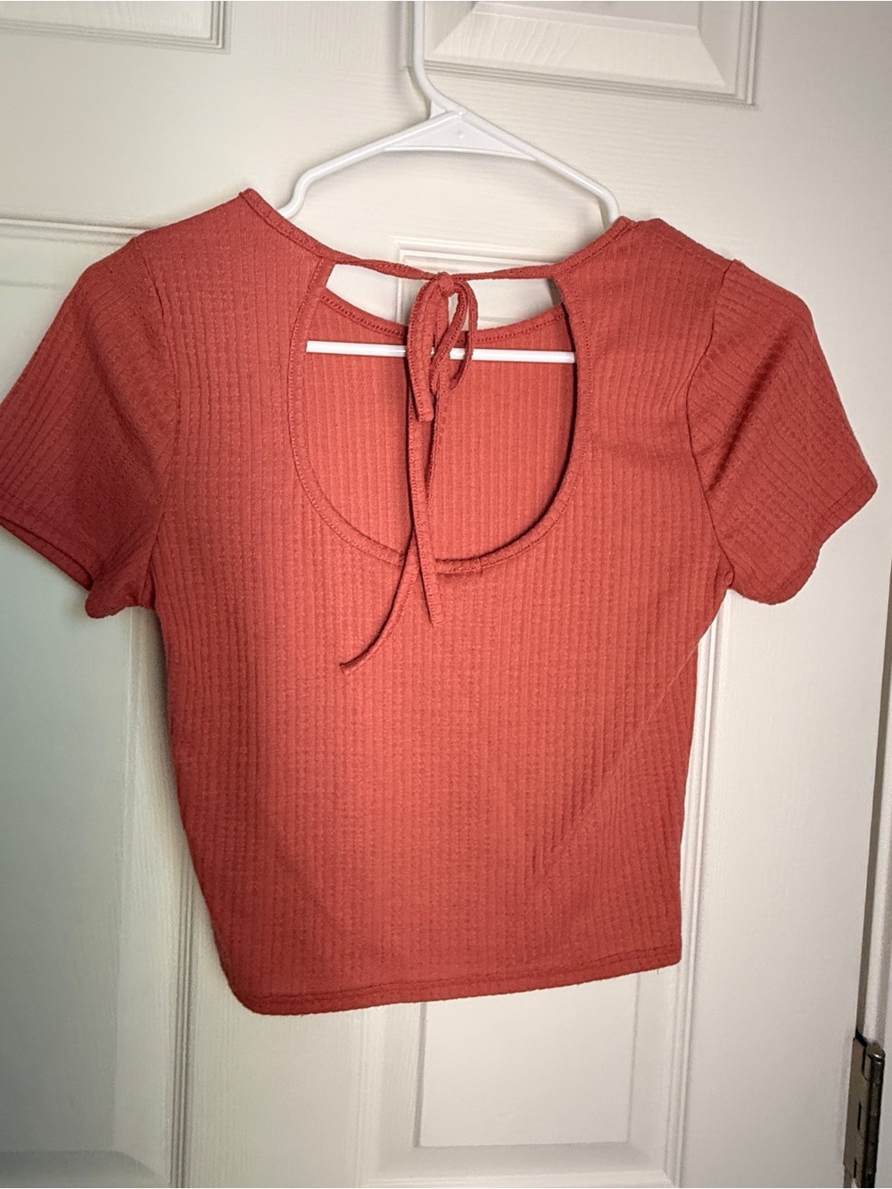 3/$15 Caution to the wind ribbed Short-Sleeve Tie-Back Top- salmon